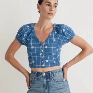 Madewell embroidered puff sleeve cropped top. Size 2